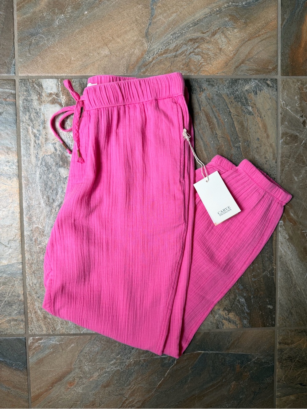 Carve Designs Calista Gauze Pant NWT Women's Size Small Hot Pink Relaxed Pull On